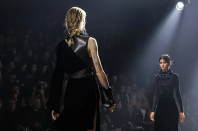 Look 38